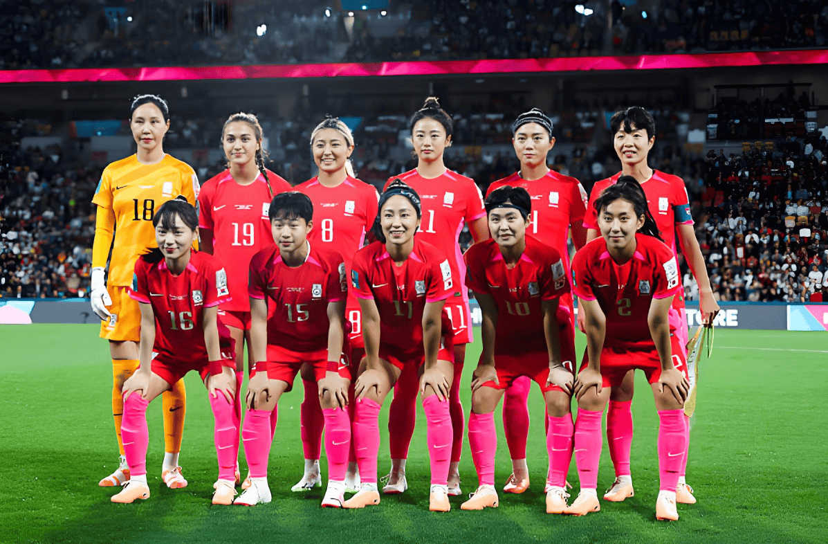 为中国女足加油 为中国女足加油